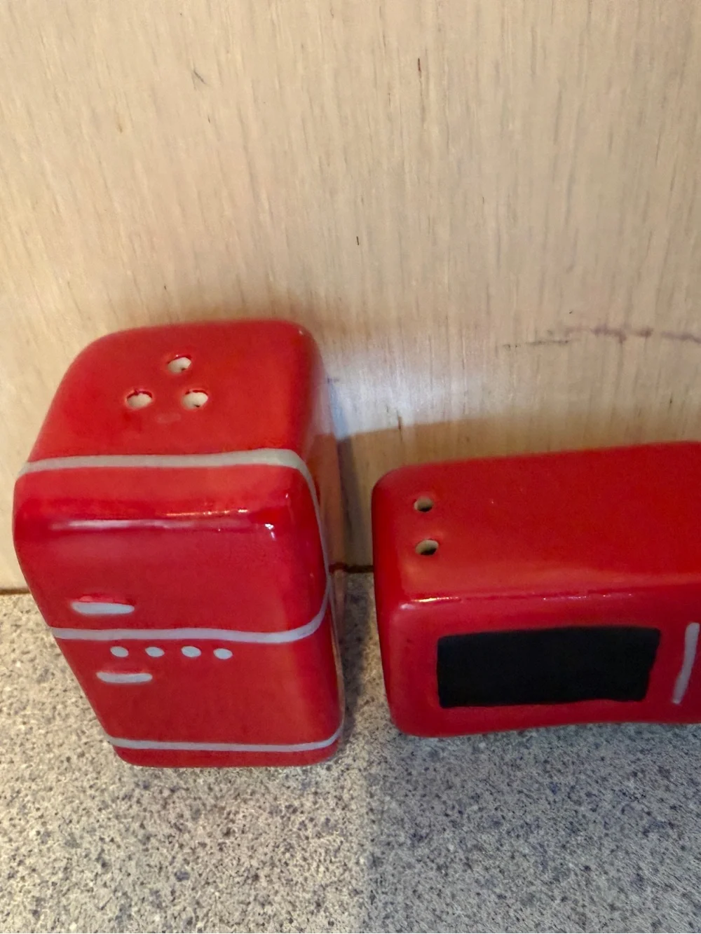 New Crate & Barrel Mini Salt & Pepper Shaker Red Ceramic Refrigerator